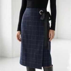 Elizabeth and James Black Plaid Wrap Skirt – Wool Cashmere Blend – Size 10